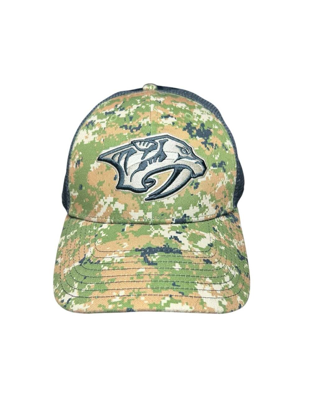Fanatics Authentic Pro Nashville Predators Camo Mesh Size L/XL